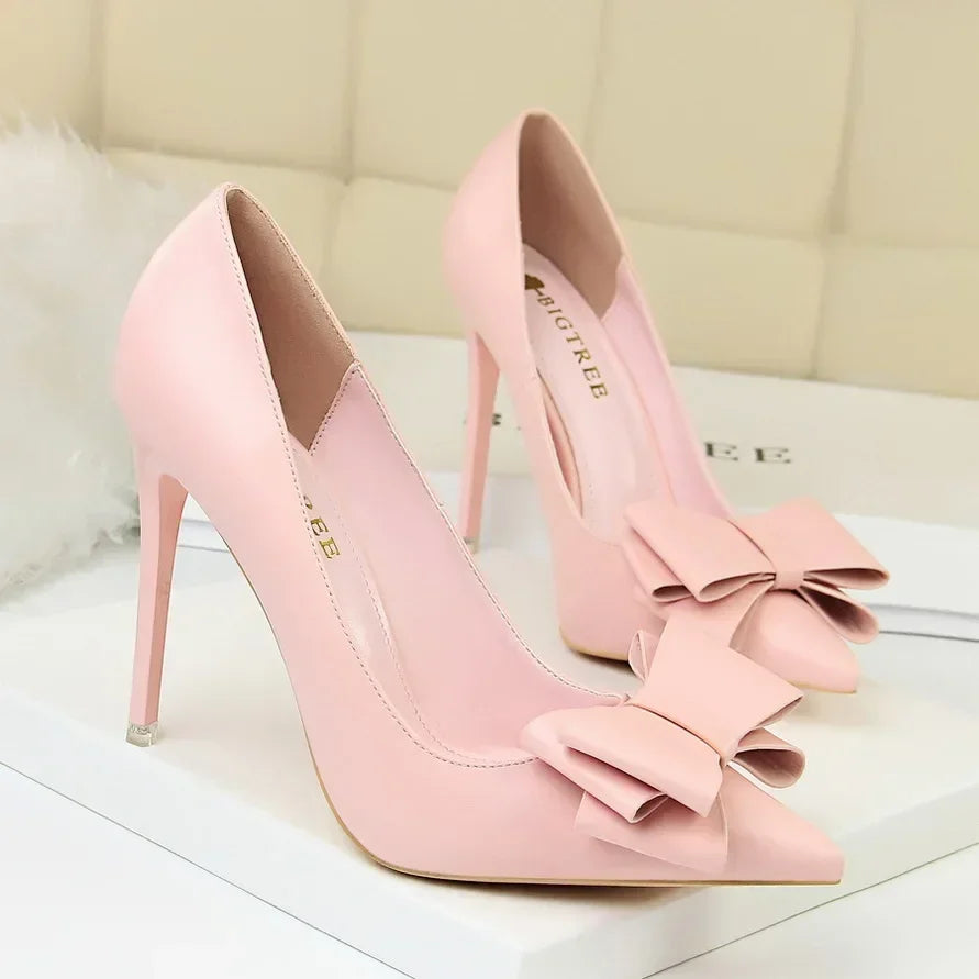 Classy Bow Heels